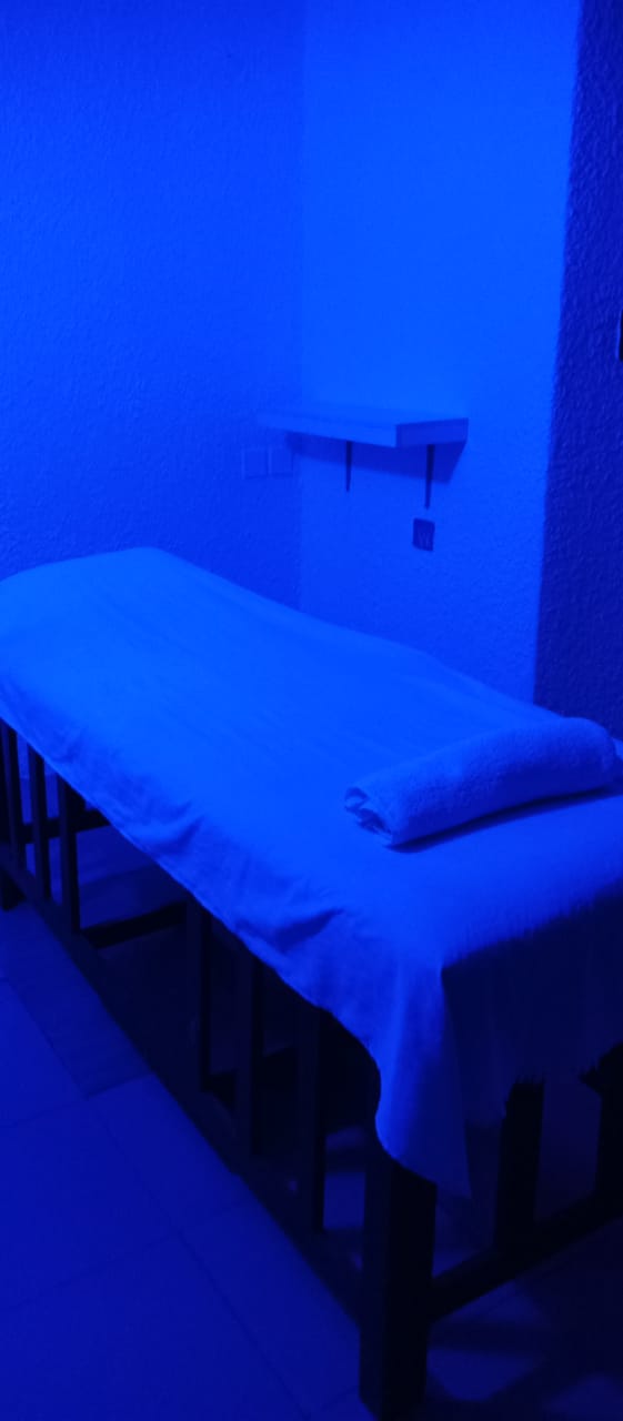 Massage room at D-Ril Spa with chromotherapy lighting